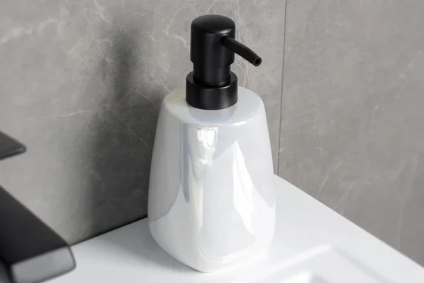 Дозатор для жидкого мыла Fora Pearl FOR-PEA021 перламутр