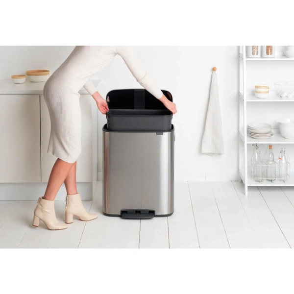 Мусорное ведро Brabantia Bo Pedal Bin 211324 60 л, стальное матовое