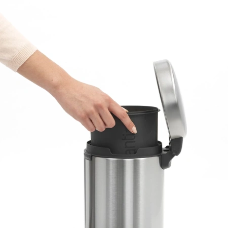 мусорное ведро brabantia newicon 113222